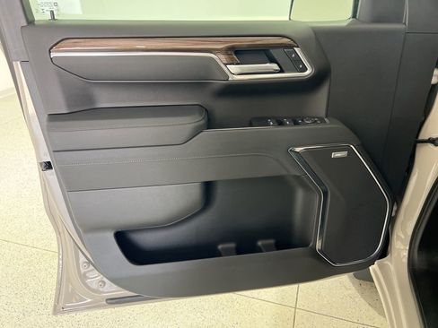 Used 2026 Chevrolet Silverado 1500 RST image 21