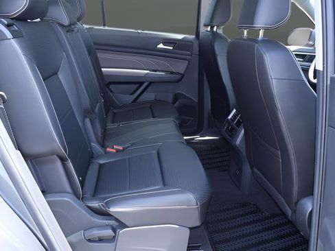 Certified 2023 Volkswagen Atlas SE w/ Panoramic Sunroof Package FWD image 21