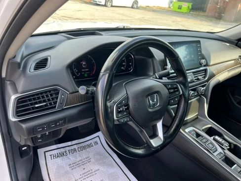 Used 2020 Honda Accord Touring image 25