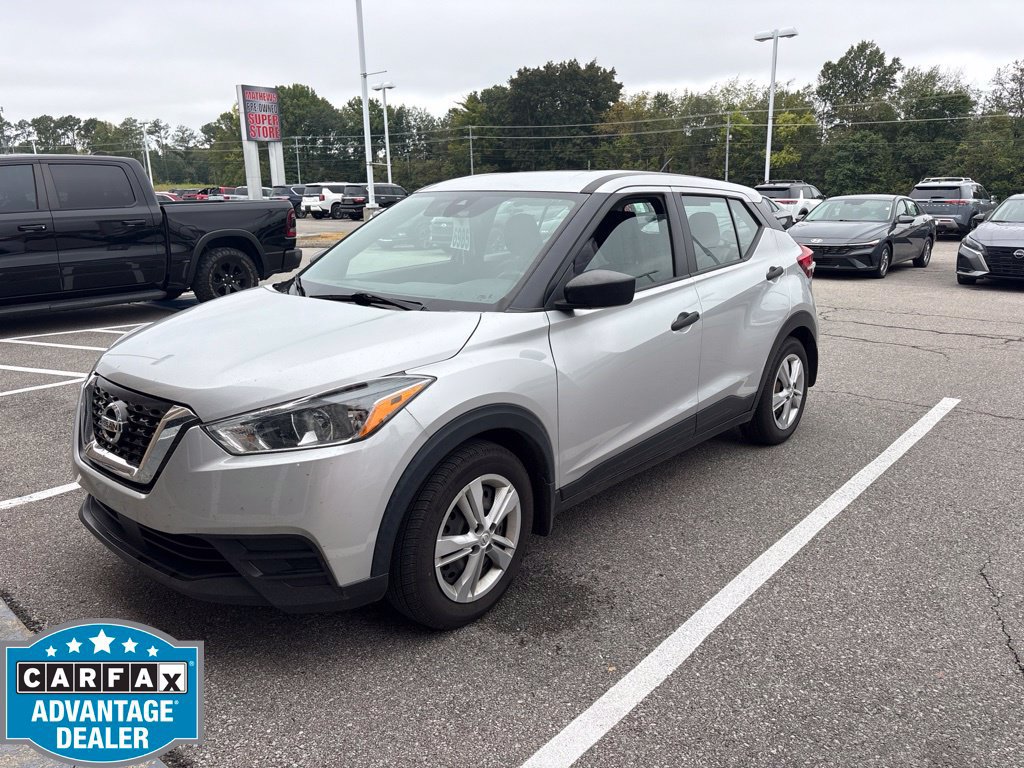 Used 2020 Nissan Kicks S FWD image 1