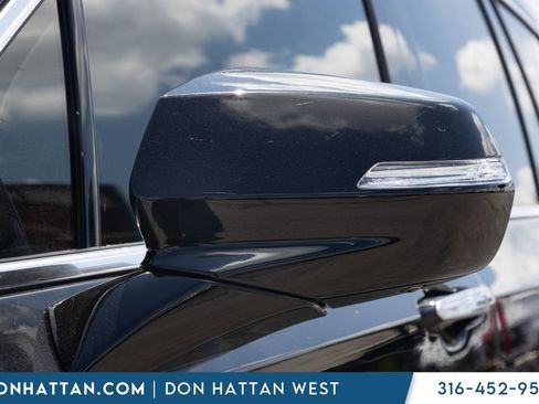 Used 2022 Cadillac XT6 Premium Luxury w/ Technology Package FWD image 26