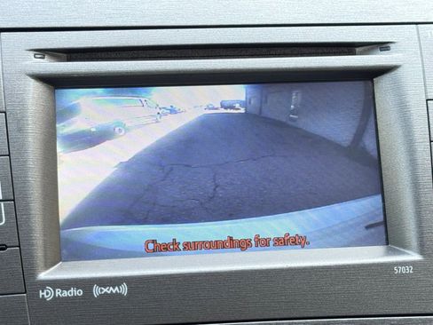 Used 2014 Toyota Prius Three FWD image 39