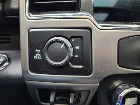 Used 2022 Ford F250 Platinum w/ Tremor Off-Road Package image 71