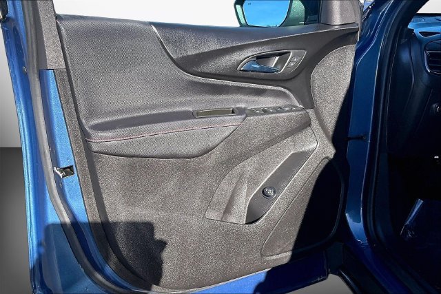 Used 2024 Chevrolet Equinox RS AWD/4WD image 16