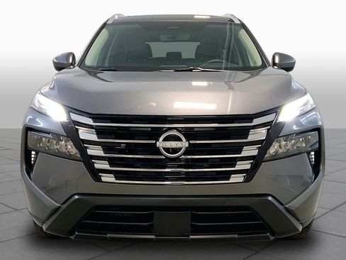 Used 2026 Nissan Rogue SV w/ SV Premium Package AWD/4WD image 3