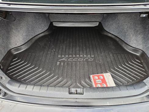 Used 2014 Honda Accord Sport image 9