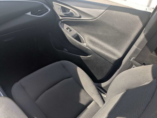 Used 2025 Chevrolet Malibu LT FWD image 16