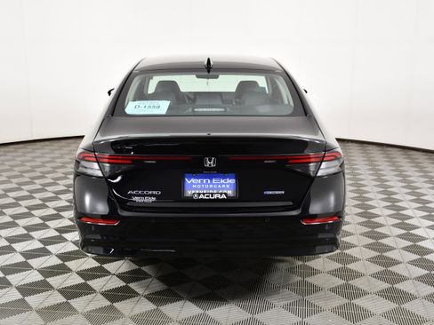 Used 2025 Honda Accord EX-L image 6