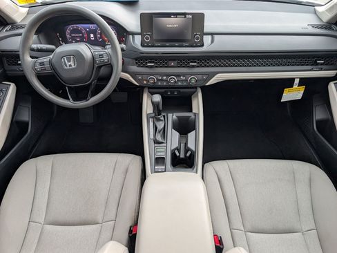 Used 2024 Honda Accord EX image 5