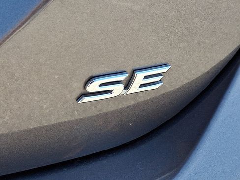 Used 2024 Toyota Camry SE FWD image 29