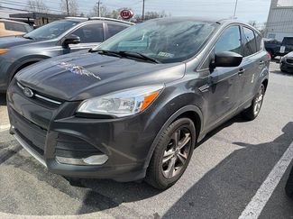 Used 2015 Ford Escape SE video 2