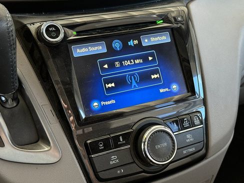 Used 2014 Honda Odyssey Touring image 22