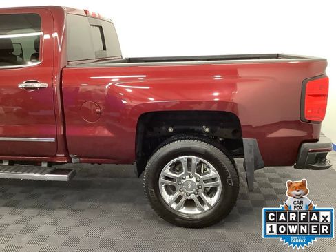 Used 2016 Chevrolet Silverado 2500 High Country w/ Duramax Plus Package AWD/4WD image 5