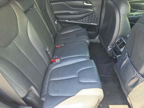 Used 2019 Hyundai Santa Fe AWD image 17