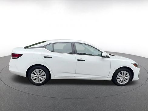 Used 2025 Nissan Sentra S FWD image 16