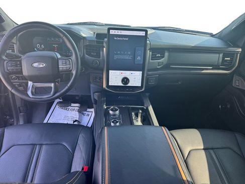 Certified 2024 Ford Expedition Platinum AWD/4WD image 11