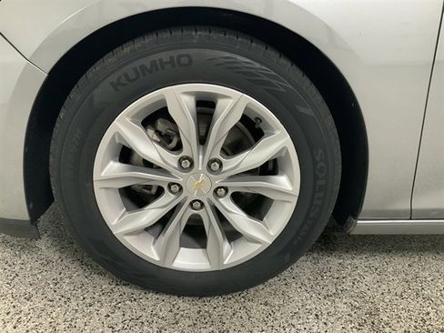 Used 2023 Chevrolet Malibu LT image 9