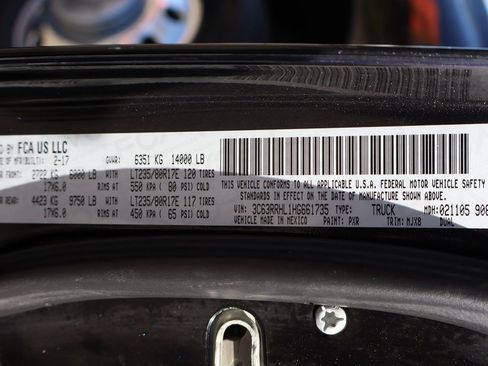 Used 2017 RAM 3500 Lone Star image 59