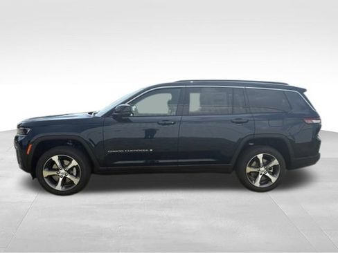New 2026 Jeep Grand Cherokee L Limited w/ Trailer Tow Package AWD/4WD image 13