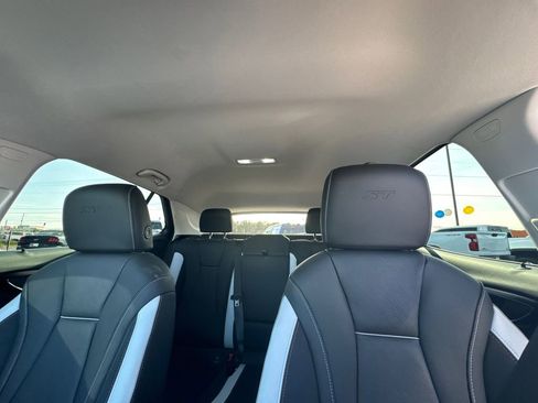 Used 2025 Buick Envision Sport Touring image 32