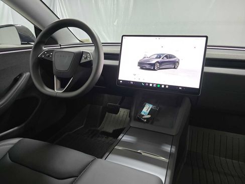 Used 2025 Tesla Model 3 Long Range RWD image 11