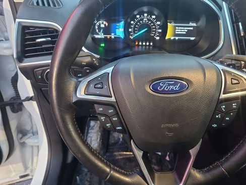 Used 2015 Ford Edge Titanium w/ Equipment Group 301A image 29