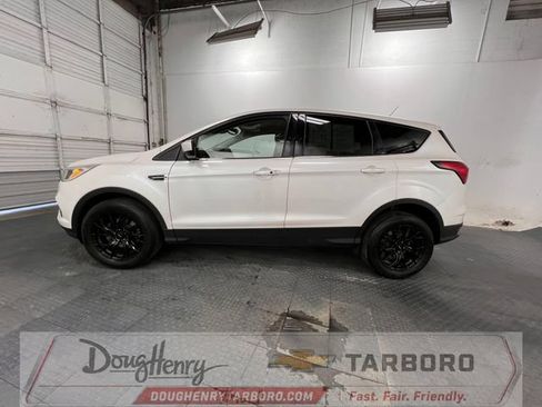 Used 2019 Ford Escape SE FWD image 5