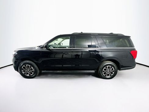 Used 2024 Ford Expedition Max XLT image 4