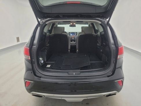 Used 2019 Hyundai Santa Fe XL AWD/4WD image 29