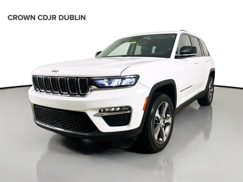 Certified 2023 Jeep Grand Cherokee Limited AWD/4WD image 1