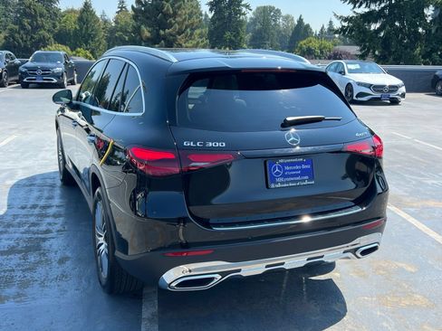 Used 2024 Mercedes-Benz GLA 250 4MATIC image 5