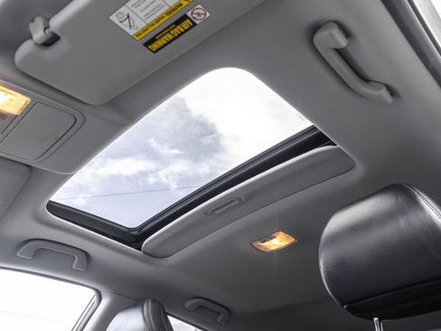 Used 2011 Honda CR-V EX-L image 15
