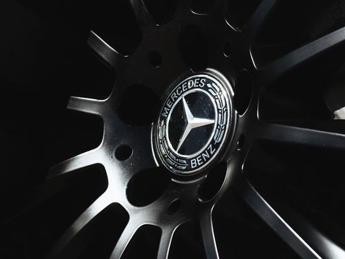 Used 2017 Mercedes-Benz C 300 Cabriolet image 3