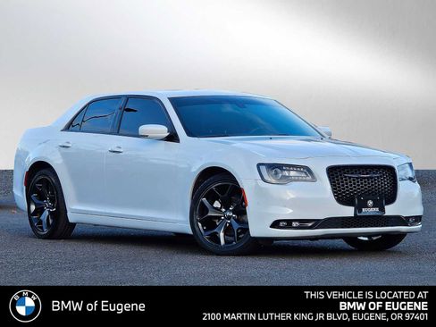 Used 2023 Chrysler 300 S image 1