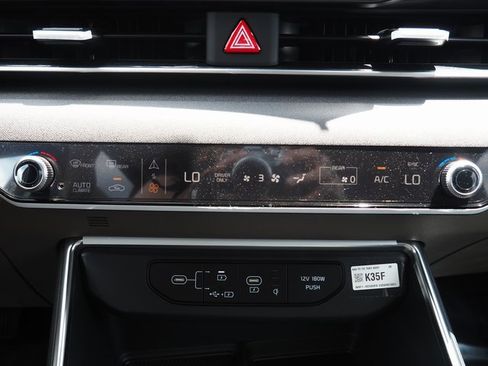 New 2026 Kia Carnival SX image 41