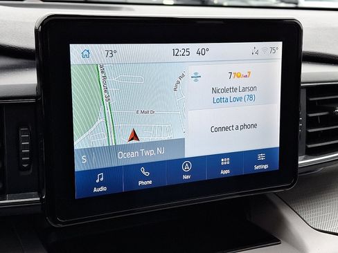 Used 2023 Ford Explorer XLT w/ Equipment Group 202A image 17