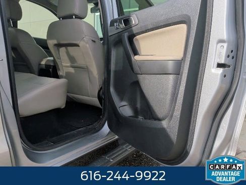 Used 2023 Ford Ranger Lariat w/ Technology Package image 13