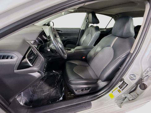 Used 2024 Toyota Camry SE FWD image 21