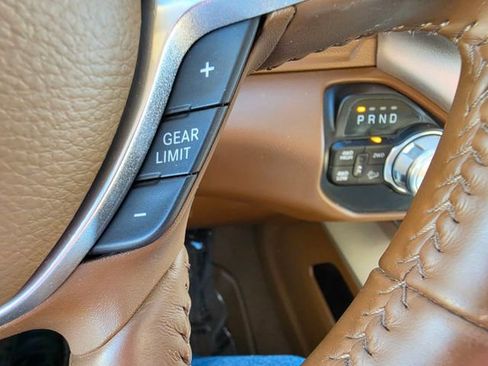 Used 2019 RAM 2500 Laramie AWD/4WD image 18