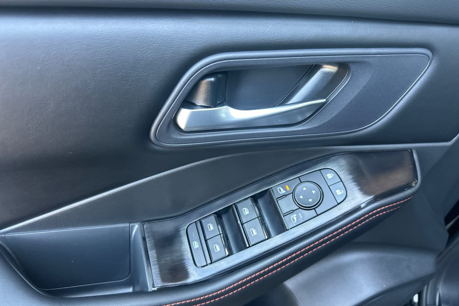 New 2026 Nissan Rogue SV AWD/4WD image 12