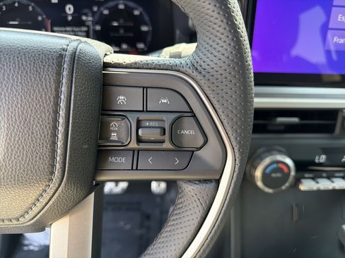 Used 2024 Toyota Tacoma TRD Sport image 25