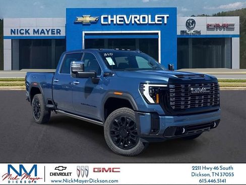 New 2026 GMC Sierra 2500 Denali Ultimate w/ LPO, Black Badging Package image 1