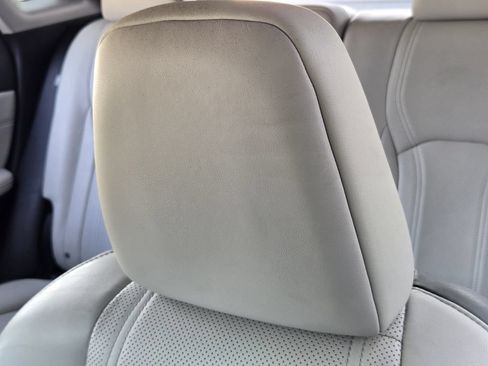 Used 2019 Lexus RX 450h AWD w/ Navigation Package image 19