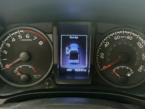 Used 2021 Toyota Tacoma SR RWD image 16