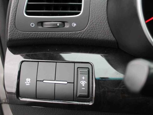 Used 2015 Kia Sorento LX image 13