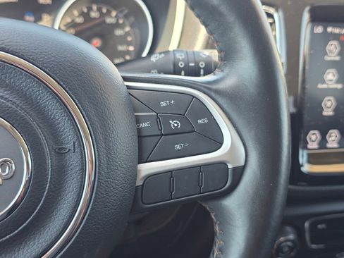 Used 2019 Jeep Compass Limited image 36