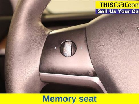 Used 2021 Tesla Model Y Long Range image 16