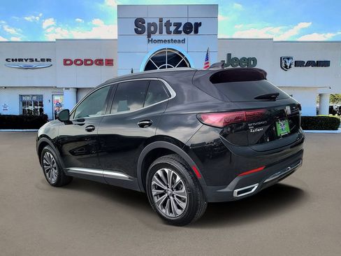 Used 2024 Buick Envision Preferred AWD/4WD image 3