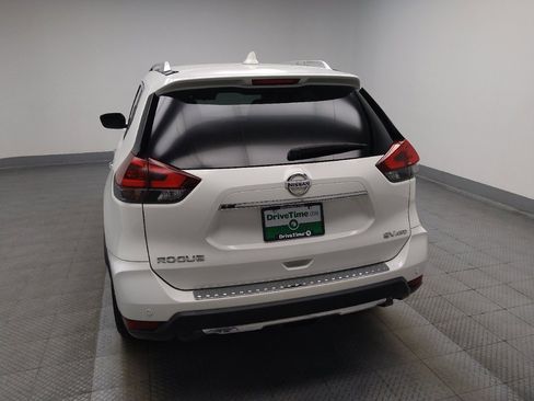 Used 2020 Nissan Rogue SV AWD/4WD image 6