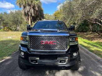 Used 2017 GMC Sierra 2500 Denali w/ Duramax Plus Package AWD/4WD video 2